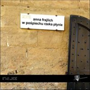 Obrazek W pośpiechu rzeka płynie