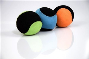 Picture of Piłeczka miękka odbijająca się od wody.