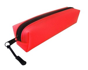 Picture of Piórnik silikonowy czerwony NARCISSUS