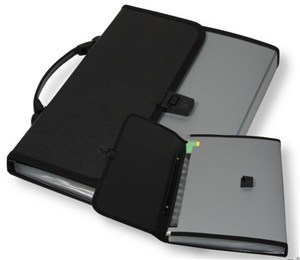 Picture of Teczka A4 z rączką czarna