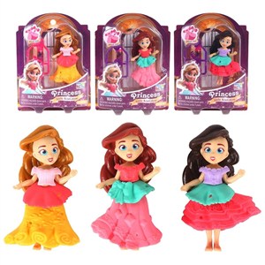 Picture of Lalka z akcesoriami MIX