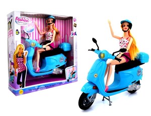 Picture of Lalka na skuterze