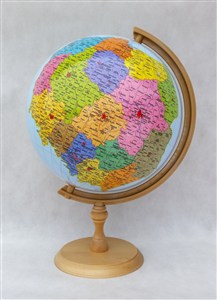 Picture of Globus 320 polski administracyjno fizyczny drewniana stopka