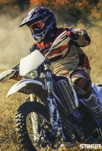 Picture of Zeszyt A4 kratka Street 10 sztuk mix