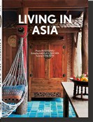 Książka : Living in ... - Sunil Sethi